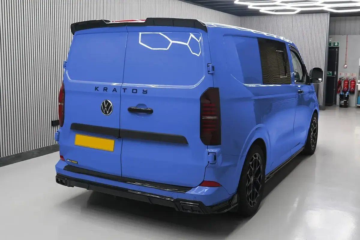 New VW Transporter 150 HP (110 kW) 2026 Blue Van