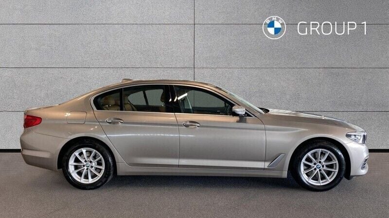 Used BMW 520 Sport Line 192 HP (141 kW) 2017 Silver Sedan