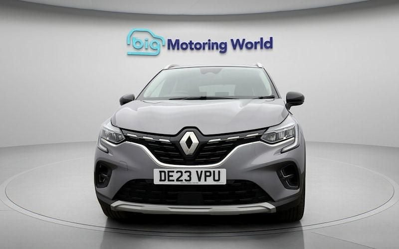Used Renault Captur Techno 143 HP (105 kW) 2023 Grey/black SUV