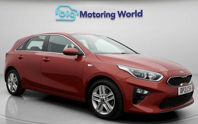 Red Used 2021 Kia Ceed 2 Hatchback | £10,600 (Fair price) - Image 1/4