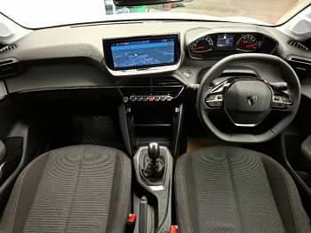 Second-hand Peugeot 208 Style 101 CP (74 kW) 2025 Alb Hatchback