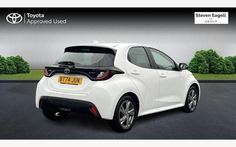 Used Toyota Yaris Hybrid 116 HP (85 kW) 2026 Hatchback