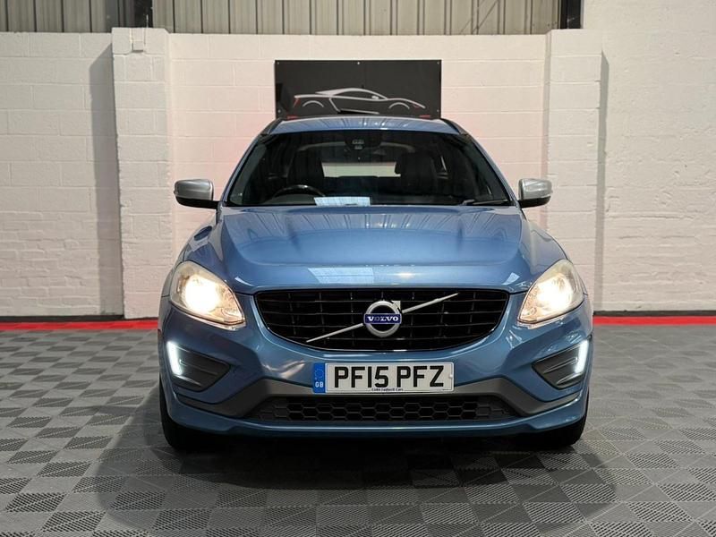 Second-hand Volvo XC60 R-Design 2015 Albastru SUV