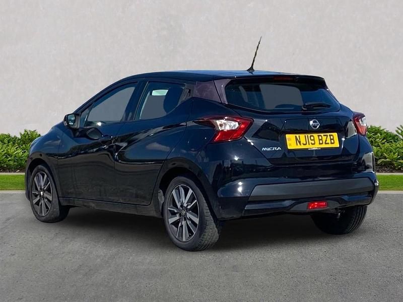 Used Nissan Micra Acenta 71 HP (52 kW) 2019 Black Hatchback