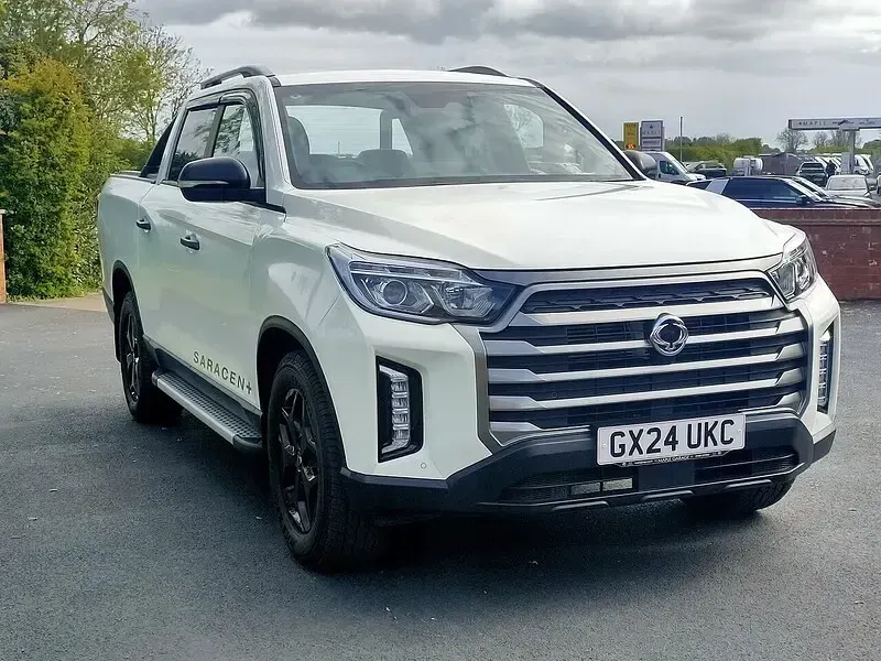 Used KGM Musso 202 HP (148 kW) 2024 Grand white Pickup