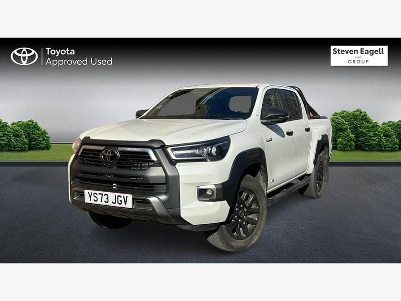 Used Toyota HiLux 201 HP (147 kW) 2023 White Pickup