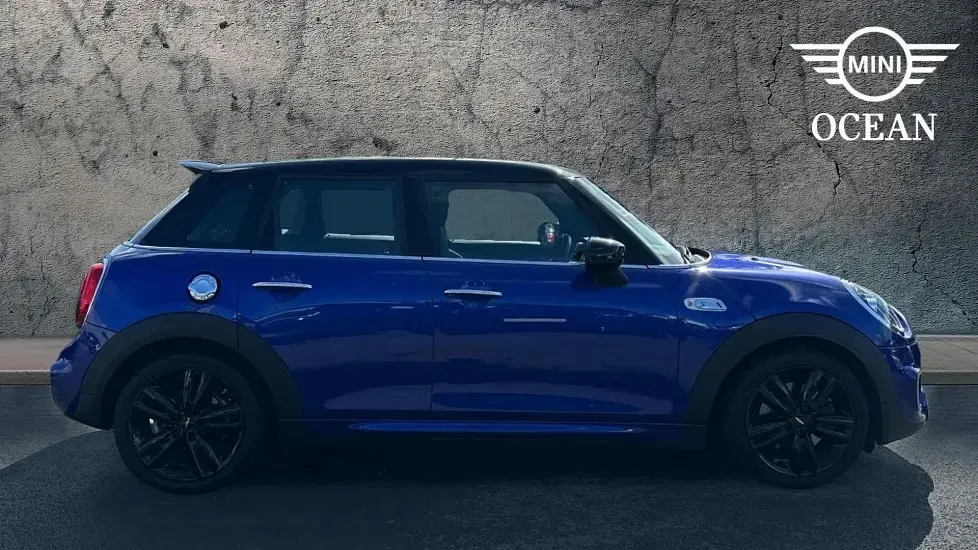 Used Mini Cooper S Hatch 189 HP (139 kW) 2021 Blue Hatchback