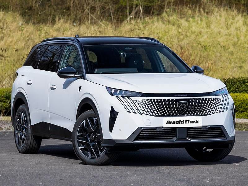 White New 2025 Peugeot 5008 GTi MPV | £33,998 (Fair price) - Image 1/4