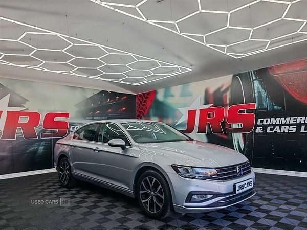 Used VW Passat SEL 150 HP (110 kW) 2020 Silver Sedan