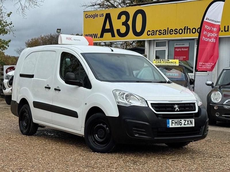 White Used 2016 Peugeot Partner S Van | £8,498 (A bit pricey) - Image 1/3