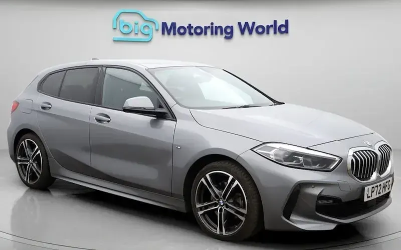 Usado BMW 118 M Sport 136 HP (100 kW) 2023 Citadino