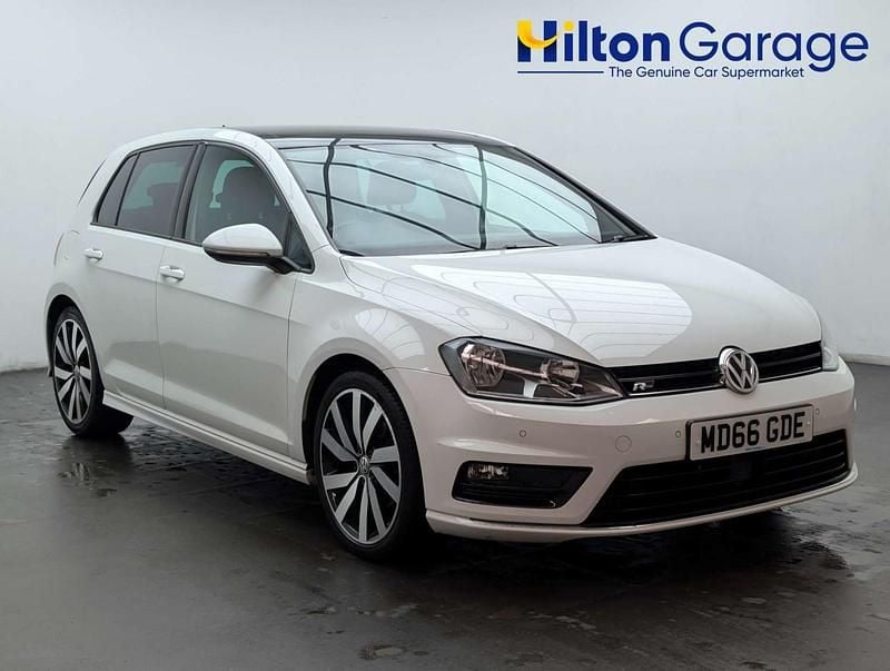 Used VW Golf VII R-line Edition 150 HP (110 kW) 2017 White Hatchback