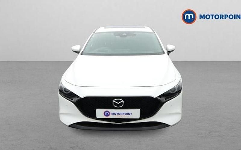 Usado Mazda 3 Inclusive 186 HP (136 kW) 2022 Branco Citadino