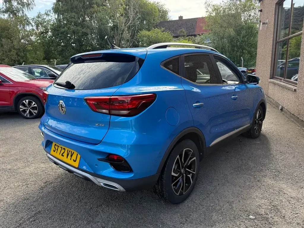 Used MG ZS Exclusive 111 HP (81 kW) 2023 Blue SUV