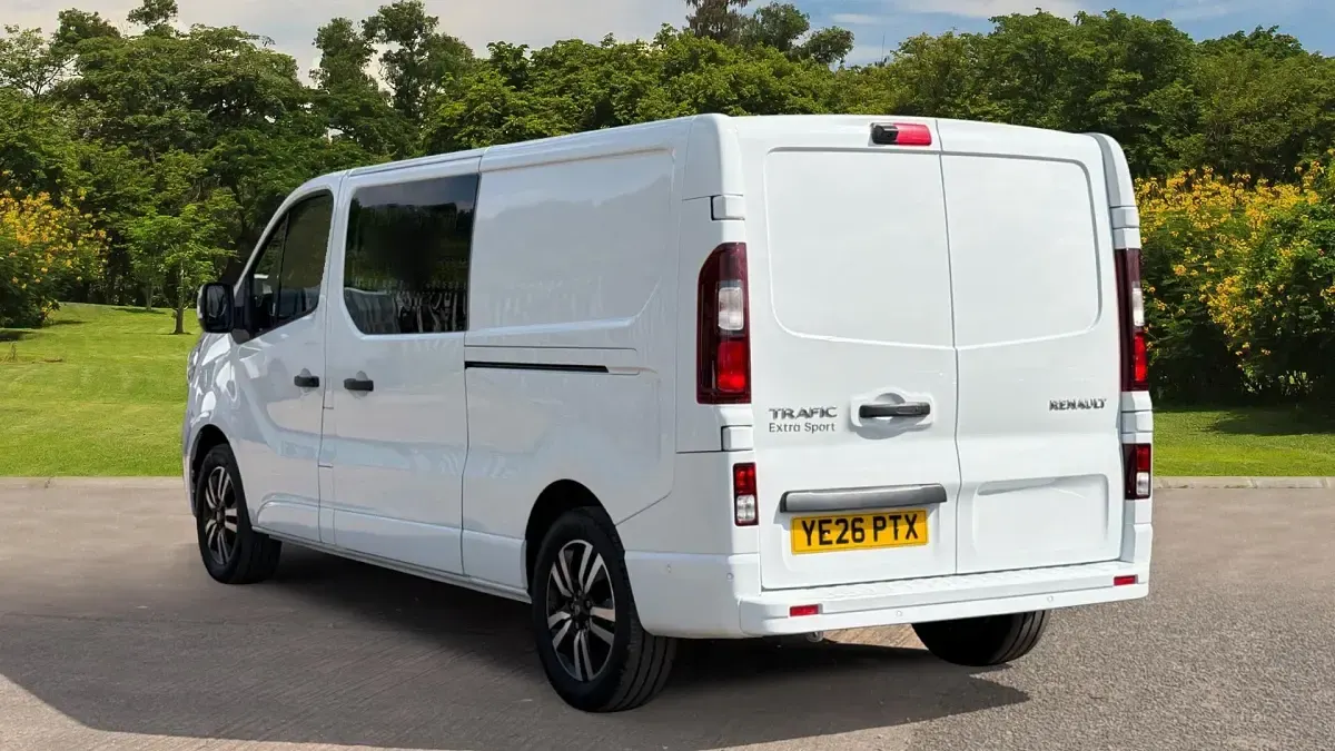 Nuevo Renault Trafic 170 CV (125 kW) 2026