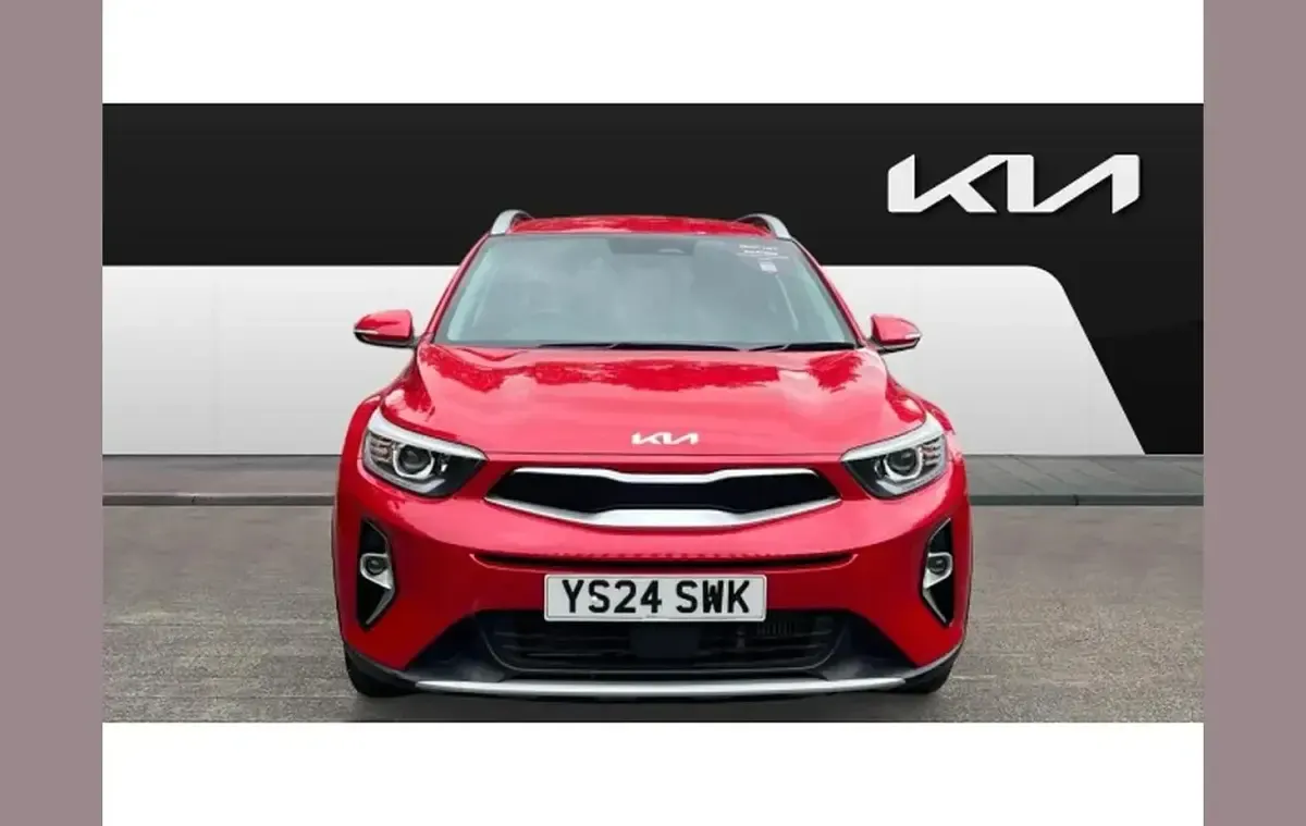Used Kia Stonic 101 HP (74 kW) 2024 Red SUV