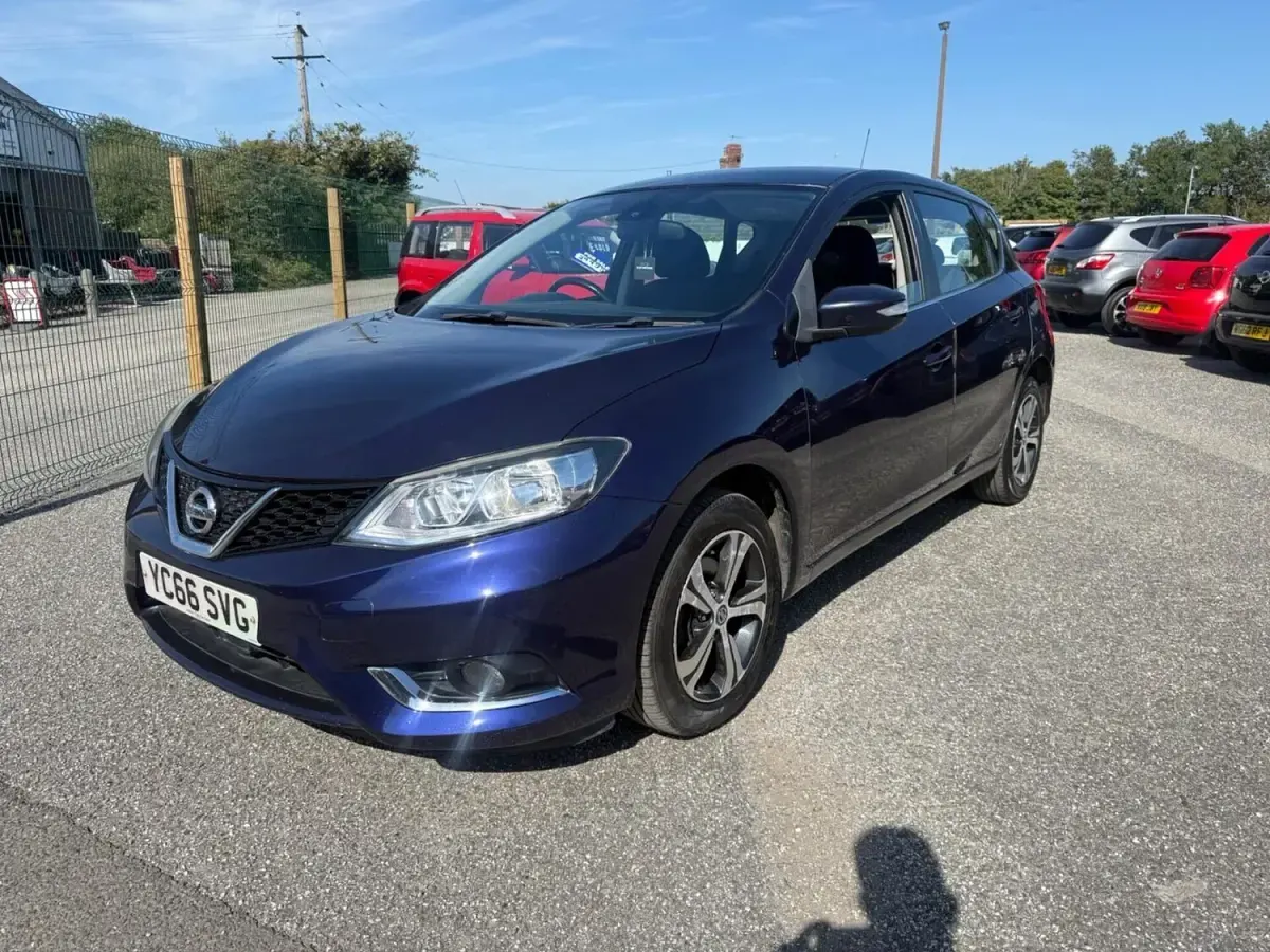 Used Nissan Pulsar Acenta 110 HP (80 kW) 2016 Blue Hatchback