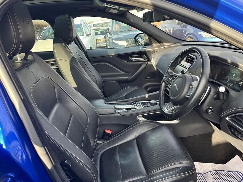 Used Jaguar F-Pace Supercharged 380 HP (279 kW) 2018 Blue SUV