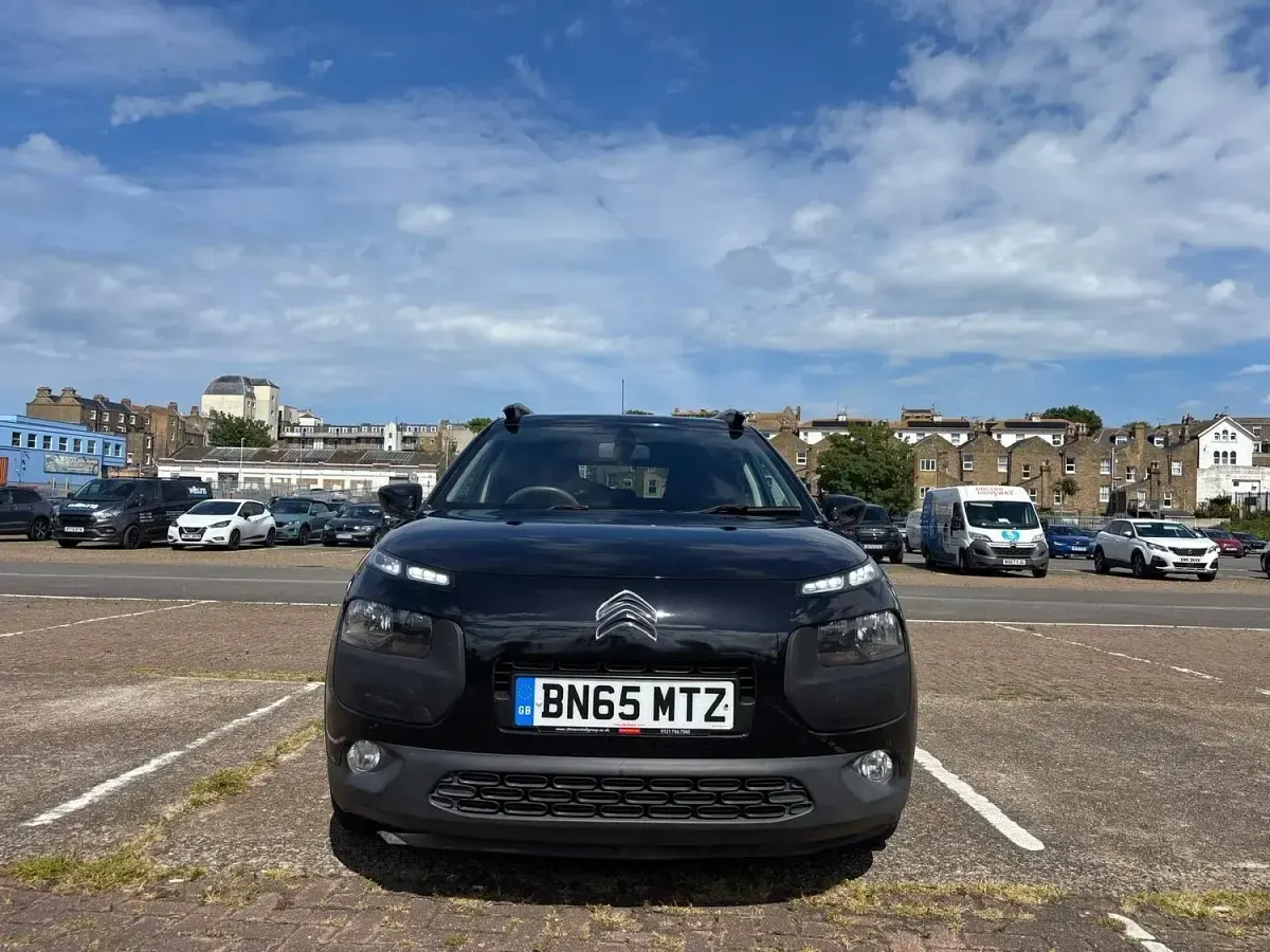 Used Citroën C4 Cactus Flair 2015 Black Hatchback
