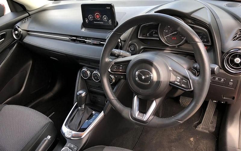 Used Mazda 2 Inclusive 90 HP (66 kW) 2017 Red Hatchback