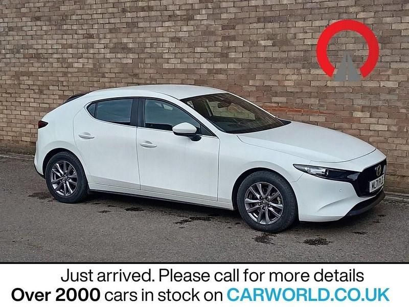 Used Mazda 3 122 HP (89 kW) 2021 White Hatchback