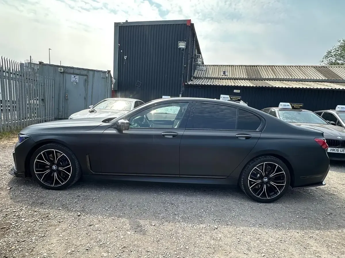 Used BMW 740 M Sport 320 HP (235 kW) 2020 Black Sedan