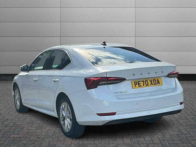 Used Skoda Octavia SE L First Edition 110 HP (80 kW) 2020 Moon white metallic Hatchback