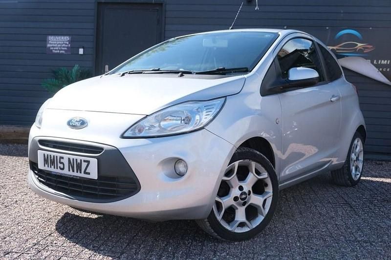 Gebraucht Ford Ka Zetec 69 PS (50 kW) 2015 Silber Kleinwagen