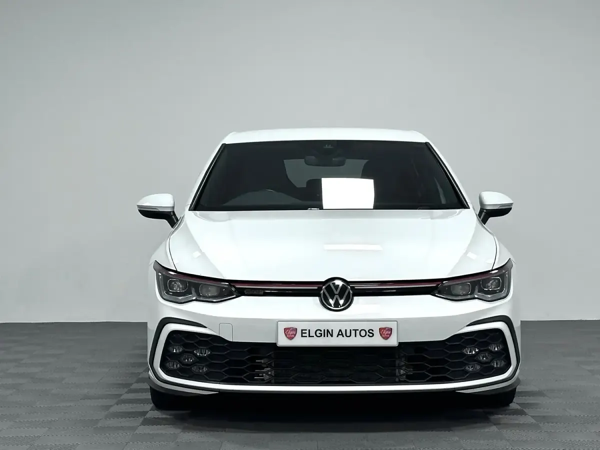 Used VW Golf VIII GTI 245 HP (180 kW) 2024 White Hatchback
