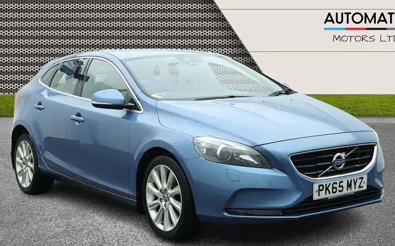 Used Volvo V40 SE Lux 115 HP (84 kW) 2015 Hatchback