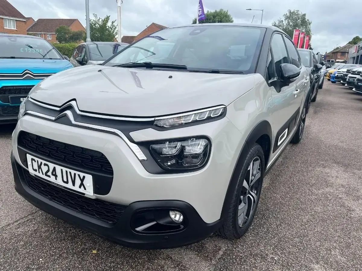 Used Citroën C3 PureTech 108 HP (79 kW) 2024 Grey Hatchback