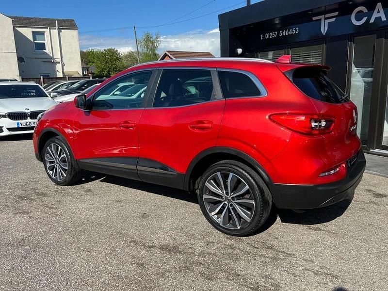 Second-hand Renault Kadjar Iconic 2019 Roșu SUV