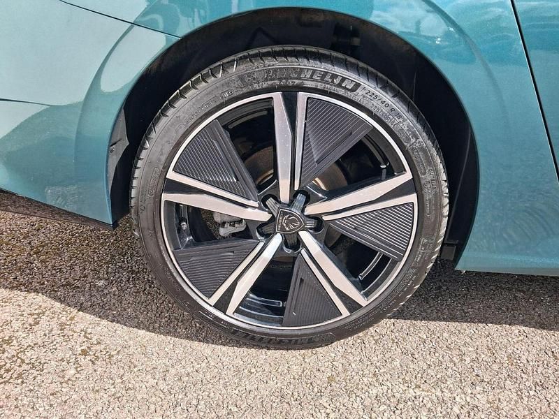 Used Peugeot 308 SW GT 134 HP (98 kW) 2025 Blue Estate