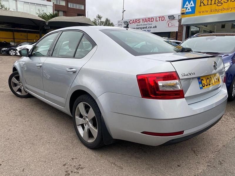 Used Skoda Octavia SE Drive 2020 Silver Hatchback