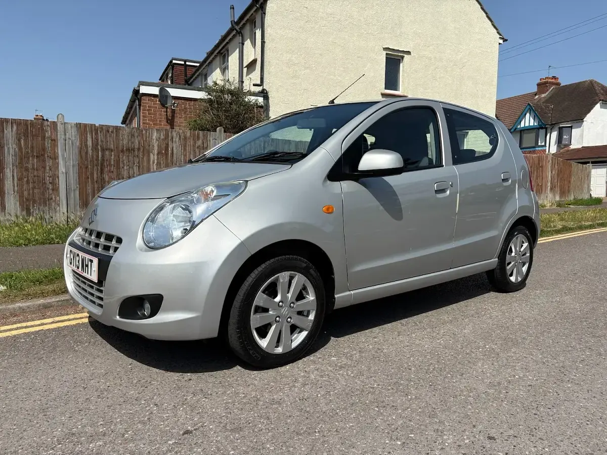 Used Suzuki Alto SZ4 68 HP (50 kW) 2013 Silver Hatchback