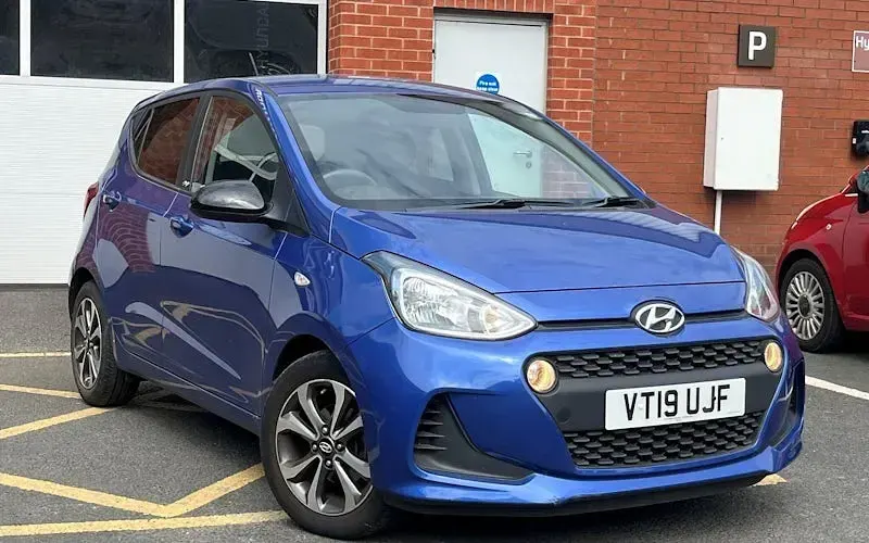 Used Hyundai i10 67 HP (49 kW) 2020 Hatchback