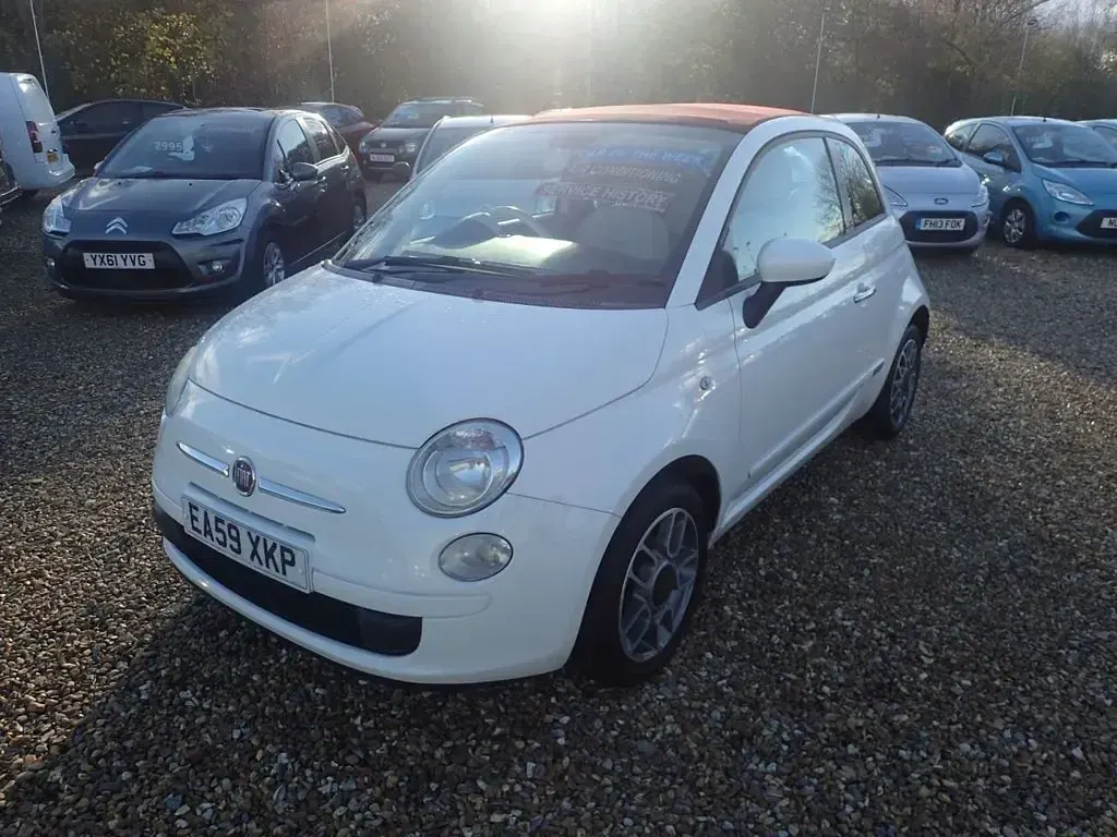 Begagnad Fiat 500C Pop 69 HK (50 kW) 2009 Vit Cab