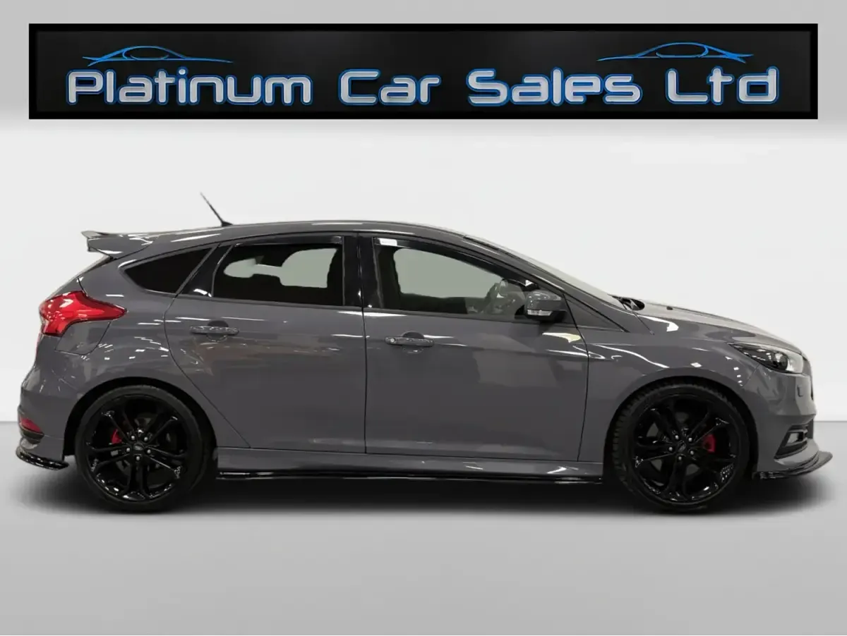 Used Ford Focus ST 2015 Grey Hatchback