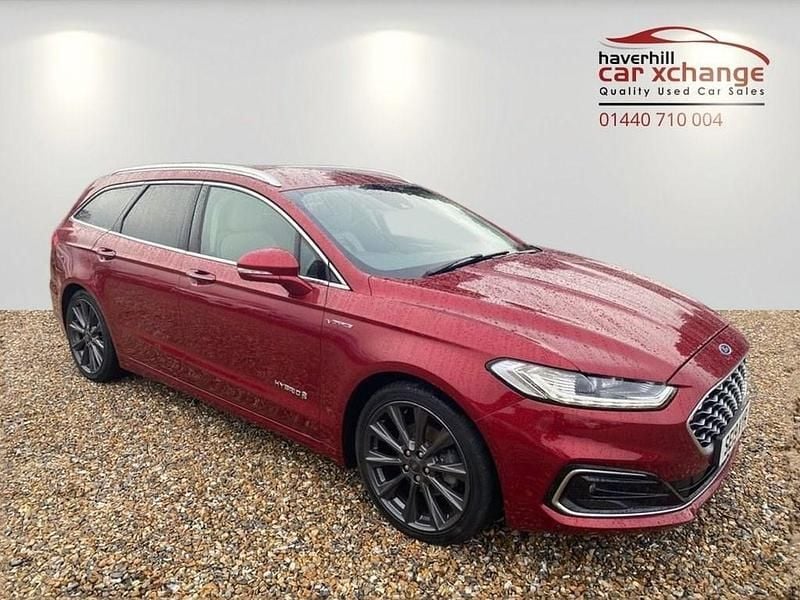 Used Ford Mondeo Vignale 187 HP (137 kW) 2019 Red Estate