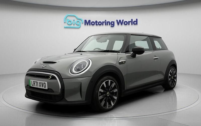 Used Mini Cooper Level 3 135 kW (184 HP) 2023 Hatchback