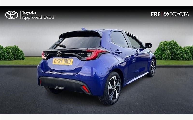 Used Toyota Yaris Hybrid Design 116 HP (85 kW) 2025 Hatchback
