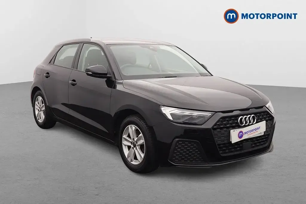 Begagnad Audi A1 2023 Svart SUV