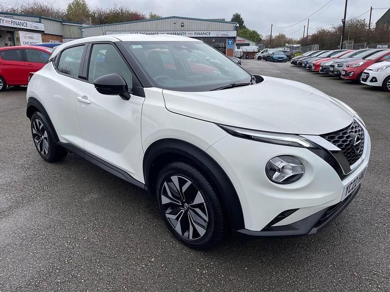 White Used 2022 Nissan Juke Acenta SUV | £11,999 (Fair price) - Image 1/4