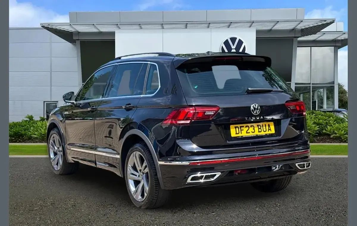 Used VW Tiguan R-line Edition 150 HP (110 kW) 2023 Black SUV