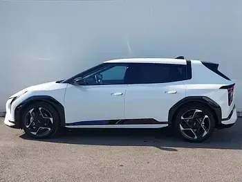 New Kia EV4 GT-Line 147 kW (201 HP) 2026 White Hatchback