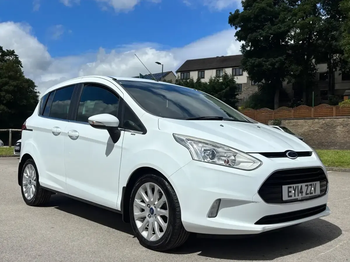 Used Ford B-MAX Titanium 95 HP (69 kW) 2014 White MPV