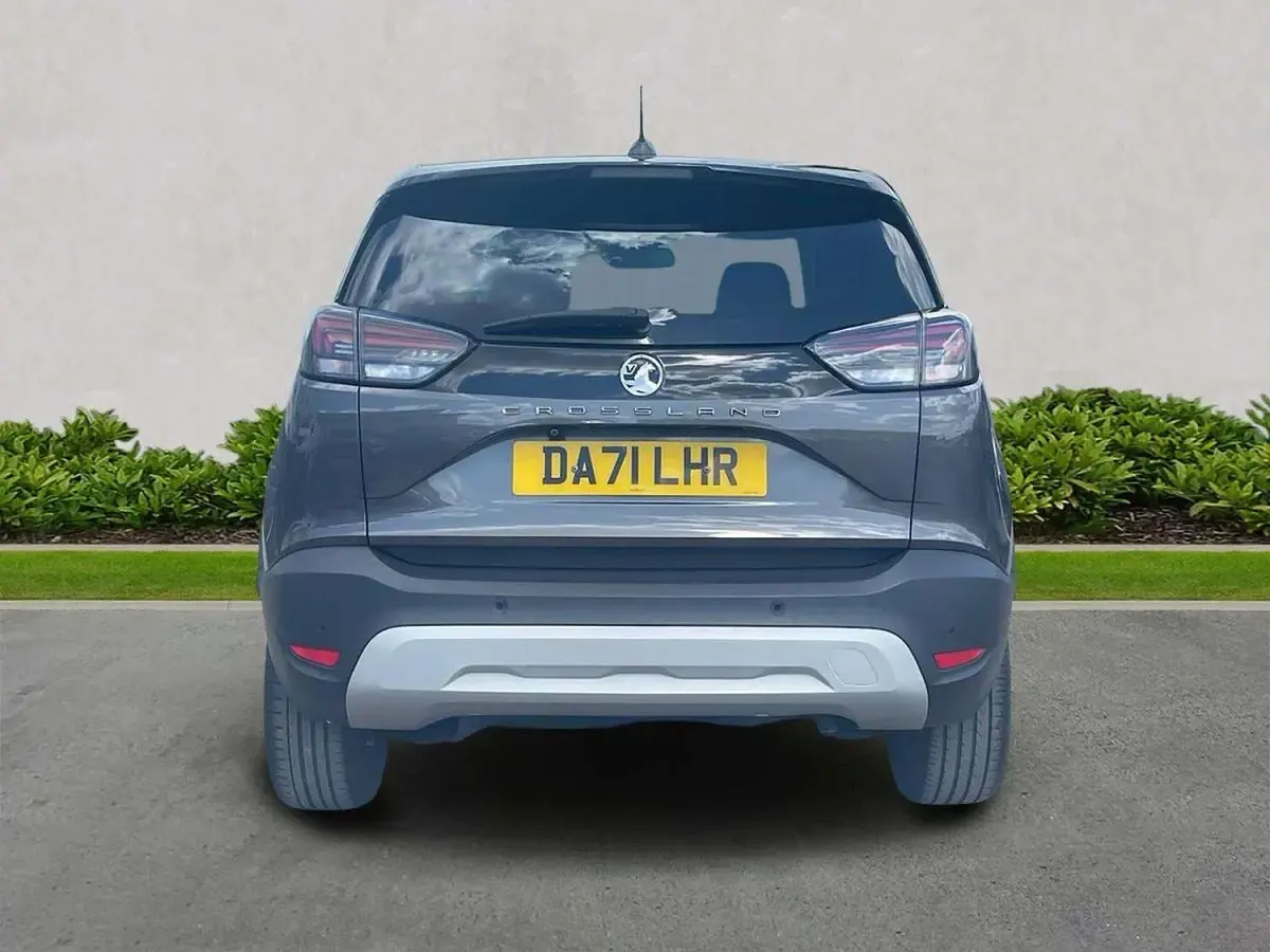 Used Vauxhall Crossland Edition 83 HP (61 kW) 2022 Grey SUV