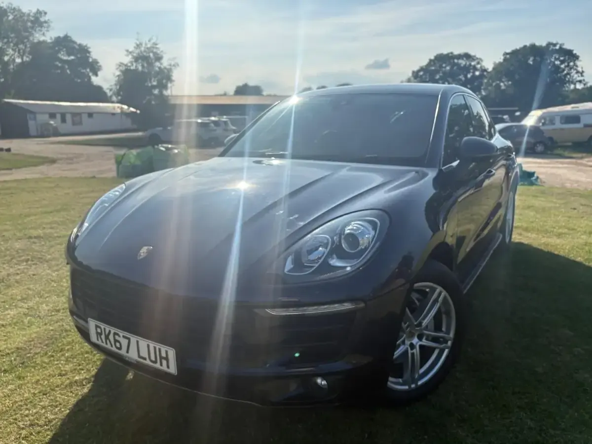 Used Porsche Macan S Diesel 2017 Blue SUV