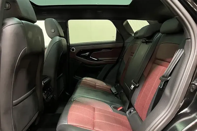 Used Land Rover Range Rover evoque HSE Dynamic 201 HP (147 kW) 2024 Black SUV