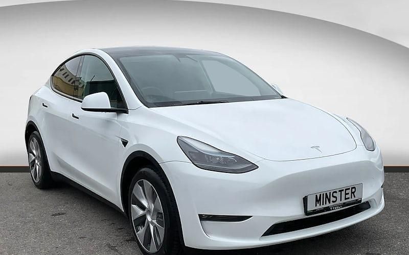 Used Tesla Model Y Long Range AWD 286 kW (389 HP) 2025 SUV